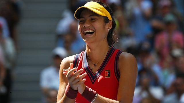 赛场外内持 赛场外内持